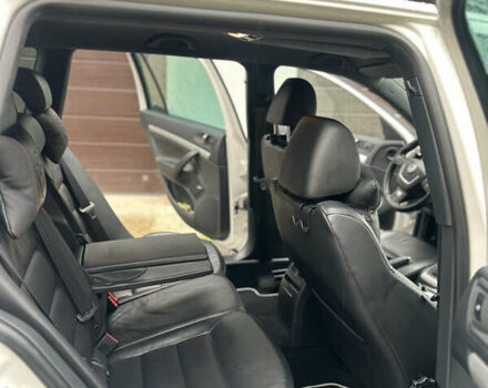 Белый Шкода Октавия, объемом двигателя 1.98 л и пробегом 253 тыс. км за 12500 $, фото 11 на Automoto.ua