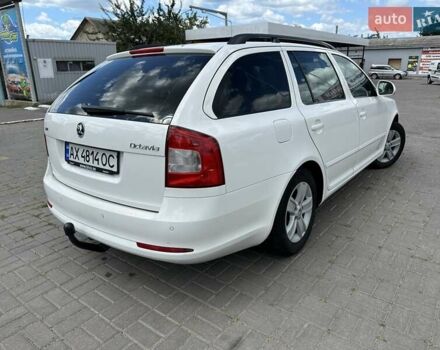 Белый Шкода Октавия, объемом двигателя 1.6 л и пробегом 220 тыс. км за 7900 $, фото 10 на Automoto.ua