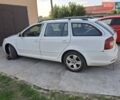 Білий Шкода Октавія, об'ємом двигуна 1.6 л та пробігом 333 тис. км за 7700 $, фото 2 на Automoto.ua