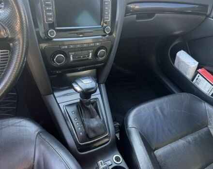 Белый Шкода Октавия, объемом двигателя 2 л и пробегом 288 тыс. км за 10200 $, фото 6 на Automoto.ua