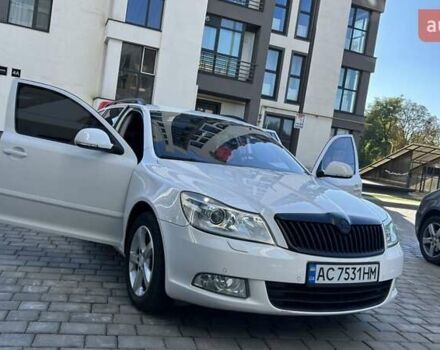 Белый Шкода Октавия, объемом двигателя 1.2 л и пробегом 235 тыс. км за 6900 $, фото 6 на Automoto.ua
