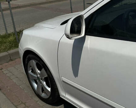 Белый Шкода Октавия, объемом двигателя 1.97 л и пробегом 265 тыс. км за 8300 $, фото 5 на Automoto.ua