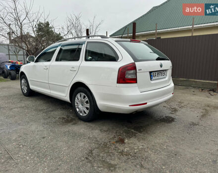 Білий Шкода Октавія, об'ємом двигуна 1.6 л та пробігом 183 тис. км за 7400 $, фото 8 на Automoto.ua