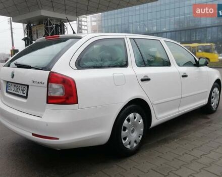 Белый Шкода Октавия, объемом двигателя 1.39 л и пробегом 205 тыс. км за 6899 $, фото 3 на Automoto.ua