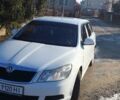 Белый Шкода Октавия, объемом двигателя 1.6 л и пробегом 267 тыс. км за 7200 $, фото 1 на Automoto.ua