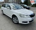 Белый Шкода Октавия, объемом двигателя 1.6 л и пробегом 220 тыс. км за 7900 $, фото 5 на Automoto.ua