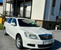 Белый Шкода Октавия, объемом двигателя 1.6 л и пробегом 220 тыс. км за 7500 $, фото 3 на Automoto.ua