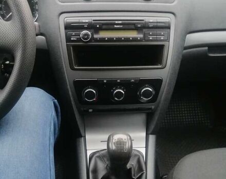 Белый Шкода Октавия, объемом двигателя 1.39 л и пробегом 205 тыс. км за 6899 $, фото 22 на Automoto.ua