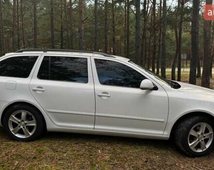Шкода Октавия 2011 в Сарнах на Automoto.ua Белый Шкода Октавия, объемом двигателя 1.6 л и пробегом 336 тыс. км за 7400 $, фото 2 на Automoto.ua