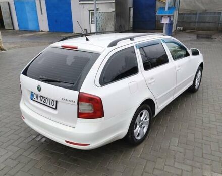 Білий Шкода Октавія, об'ємом двигуна 1.6 л та пробігом 330 тис. км за 6700 $, фото 5 на Automoto.ua