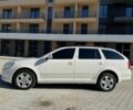 Шкода Октавия 2011 в Ужгороде на Automoto.ua Белый Шкода Октавия, объемом двигателя 2 л и пробегом 278 тыс. км за 8500 $, фото 1 на Automoto.ua