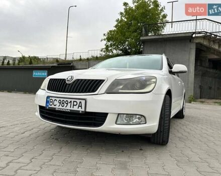 Белый Шкода Октавия, объемом двигателя 1.6 л и пробегом 295 тыс. км за 7200 $, фото 7 на Automoto.ua
