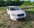 Білий Шкода Октавія, об'ємом двигуна 1.8 л та пробігом 250 тис. км за 8300 $, фото 1 на Automoto.ua