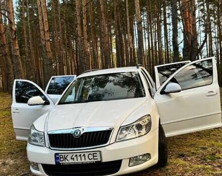 Шкода Октавия 2011 в Сарнах на Automoto.ua Белый Шкода Октавия, объемом двигателя 1.6 л и пробегом 336 тыс. км за 7400 $, фото 14 на Automoto.ua