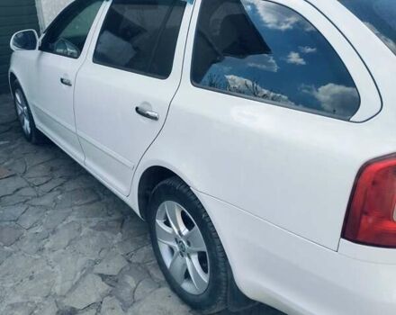 Белый Шкода Октавия, объемом двигателя 1.97 л и пробегом 353 тыс. км за 7500 $, фото 4 на Automoto.ua