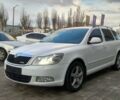 Белый Шкода Октавия, объемом двигателя 16 л и пробегом 185 тыс. км за 9000 $, фото 1 на Automoto.ua