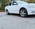 Білий Шкода Октавія, об'ємом двигуна 1.6 л та пробігом 305 тис. км за 7000 $, фото 4 на Automoto.ua