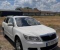 Білий Шкода Октавія, об'ємом двигуна 1.6 л та пробігом 340 тис. км за 5500 $, фото 1 на Automoto.ua