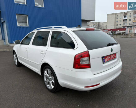 Белый Шкода Октавия, объемом двигателя 1.8 л и пробегом 231 тыс. км за 9100 $, фото 17 на Automoto.ua