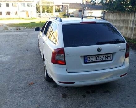 Білий Шкода Октавія, об'ємом двигуна 1.6 л та пробігом 315 тис. км за 8200 $, фото 3 на Automoto.ua