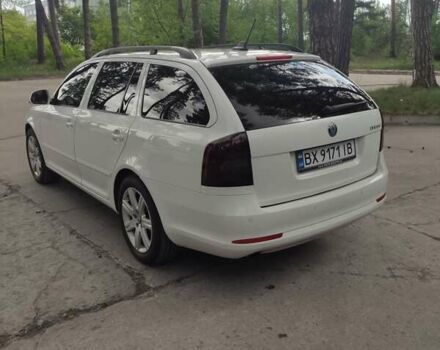 Белый Шкода Октавия, объемом двигателя 1.6 л и пробегом 301 тыс. км за 8600 $, фото 8 на Automoto.ua