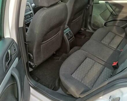 Белый Шкода Октавия, объемом двигателя 1.8 л и пробегом 173 тыс. км за 8950 $, фото 16 на Automoto.ua