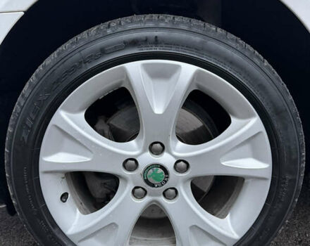 Белый Шкода Октавия, объемом двигателя 1.8 л и пробегом 231 тыс. км за 9100 $, фото 49 на Automoto.ua