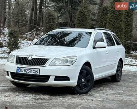 Белый Шкода Октавия, объемом двигателя 1.6 л и пробегом 299 тыс. км за 6999 $, фото 12 на Automoto.ua