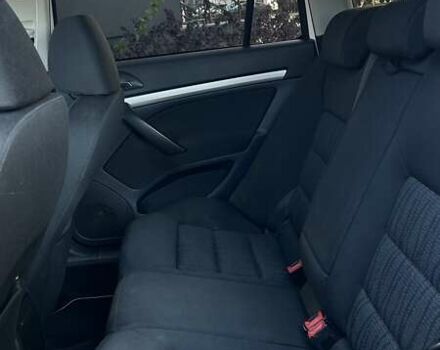 Белый Шкода Октавия, объемом двигателя 1.2 л и пробегом 235 тыс. км за 6900 $, фото 25 на Automoto.ua