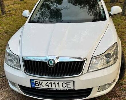 Шкода Октавия 2011 в Сарнах на Automoto.ua Белый Шкода Октавия, объемом двигателя 1.6 л и пробегом 336 тыс. км за 7400 $, фото 15 на Automoto.ua