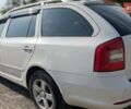 Белый Шкода Октавия, объемом двигателя 2 л и пробегом 230 тыс. км за 10550 $, фото 3 на Automoto.ua