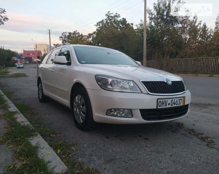 Белый Шкода Октавия, объемом двигателя 1.6 л и пробегом 255 тыс. км за 9100 $, фото 19 на Automoto.ua