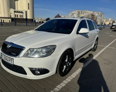 Белый Шкода Октавия, объемом двигателя 2 л и пробегом 288 тыс. км за 10200 $, фото 1 на Automoto.ua