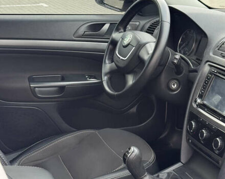 Белый Шкода Октавия, объемом двигателя 1.2 л и пробегом 215 тыс. км за 6500 $, фото 6 на Automoto.ua