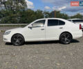 Шкода Октавия 2011 в Хусте на Automoto.ua Белый Шкода Октавия, объемом двигателя 1.6 л и пробегом 327 тыс. км за 7550 $, фото 5 на Automoto.ua