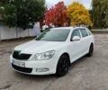 Белый Шкода Октавия, объемом двигателя 1.6 л и пробегом 217 тыс. км за 8300 $, фото 1 на Automoto.ua