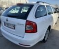 Белый Шкода Октавия, объемом двигателя 1.6 л и пробегом 254 тыс. км за 7000 $, фото 7 на Automoto.ua