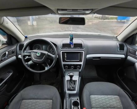 Білий Шкода Октавія, об'ємом двигуна 1.6 л та пробігом 330 тис. км за 6700 $, фото 19 на Automoto.ua