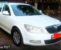 Белый Шкода Октавия, объемом двигателя 1.6 л и пробегом 220 тыс. км за 7500 $, фото 1 на Automoto.ua