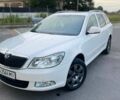 Белый Шкода Октавия, объемом двигателя 1.8 л и пробегом 196 тыс. км за 8900 $, фото 2 на Automoto.ua
