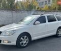 Белый Шкода Октавия, объемом двигателя 1.6 л и пробегом 269 тыс. км за 7150 $, фото 3 на Automoto.ua