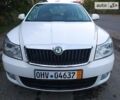 Белый Шкода Октавия, объемом двигателя 1.6 л и пробегом 255 тыс. км за 9100 $, фото 1 на Automoto.ua