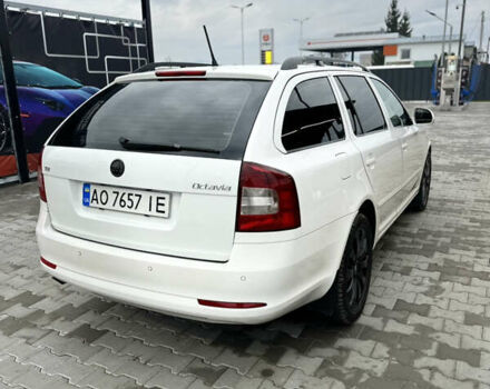 Белый Шкода Октавия, объемом двигателя 1.97 л и пробегом 286 тыс. км за 7999 $, фото 3 на Automoto.ua