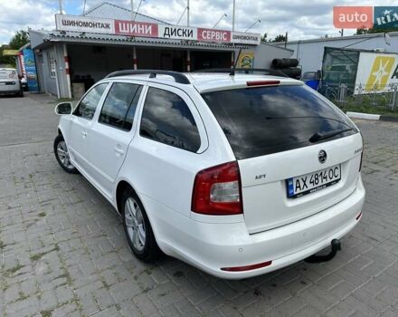 Белый Шкода Октавия, объемом двигателя 1.6 л и пробегом 220 тыс. км за 7900 $, фото 8 на Automoto.ua