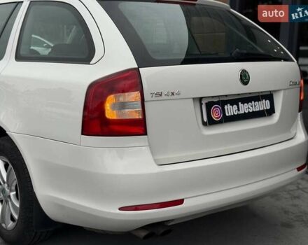 Белый Шкода Октавия, объемом двигателя 1.8 л и пробегом 208 тыс. км за 8700 $, фото 5 на Automoto.ua
