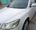 Білий Шкода Октавія, об'ємом двигуна 1.6 л та пробігом 330 тис. км за 7200 $, фото 1 на Automoto.ua
