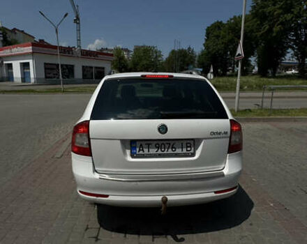 Белый Шкода Октавия, объемом двигателя 1.97 л и пробегом 265 тыс. км за 8300 $, фото 1 на Automoto.ua
