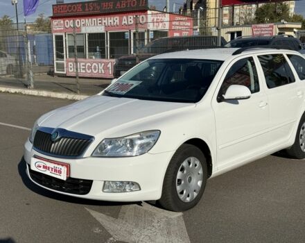 Белый Шкода Октавия, объемом двигателя 1.4 л и пробегом 225 тыс. км за 7900 $, фото 1 на Automoto.ua