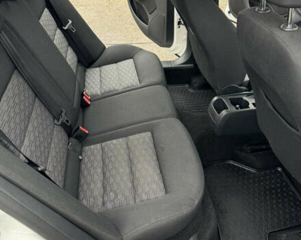 Білий Шкода Октавія, об'ємом двигуна 1.6 л та пробігом 183 тис. км за 7400 $, фото 33 на Automoto.ua