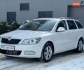 Белый Шкода Октавия, объемом двигателя 1.6 л и пробегом 330 тыс. км за 8100 $, фото 1 на Automoto.ua